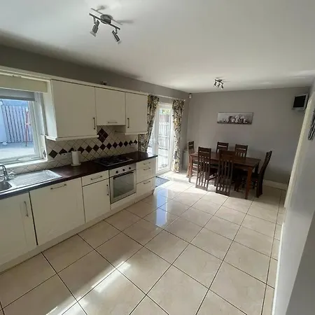 Lily's Town House * Buncrana